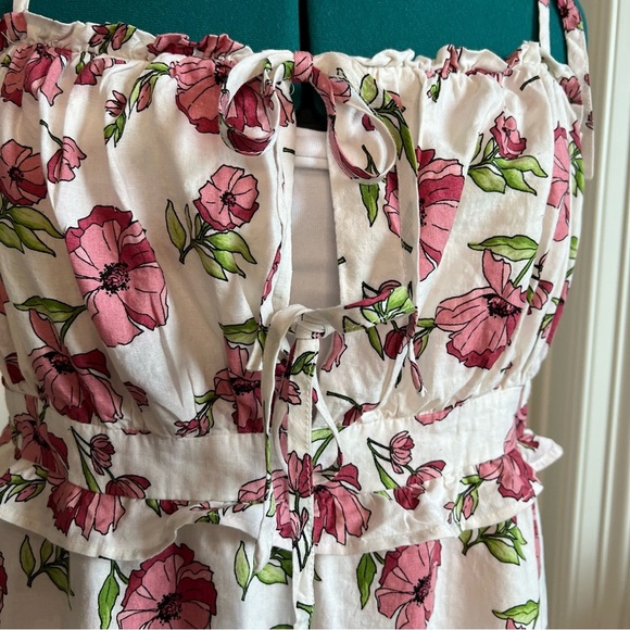 2/$30 Forever 21 Linen Pink and Cream Spaghetti Strap Mini Sundress - Picture 4 of 14